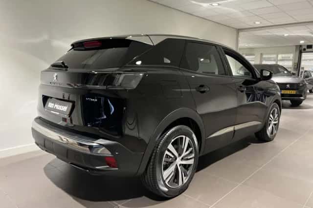 Peugeot 3008 (2024) thumbnail 5
