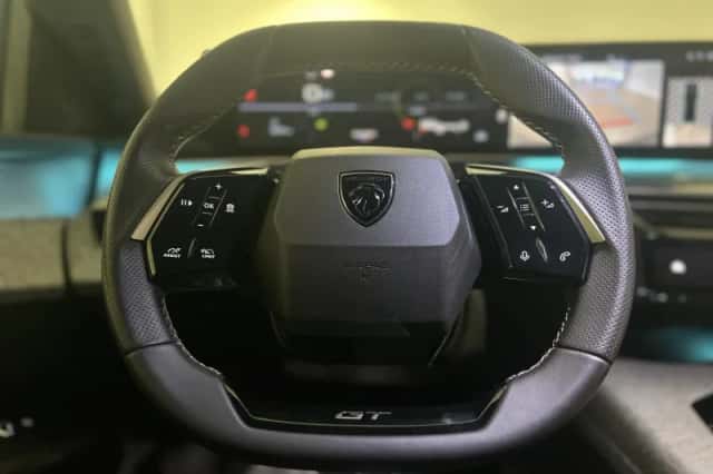Peugeot 3008 (2025) thumbnail 6