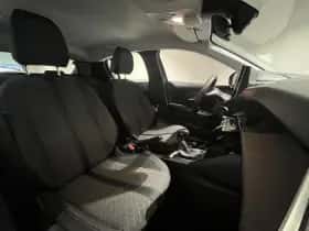 Peugeot 208 (2024) thumbnail 17