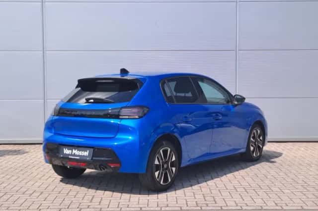 Peugeot 208 (2024) thumbnail 8