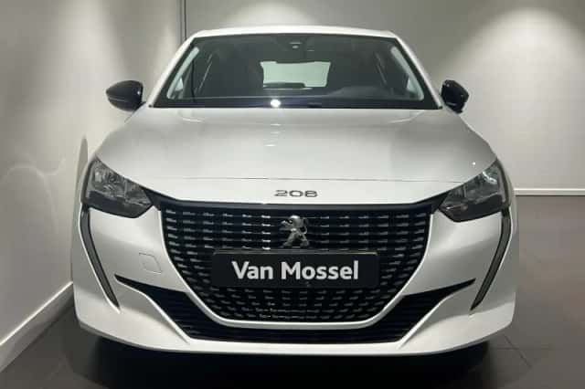 Peugeot 208 (2022) thumbnail 3