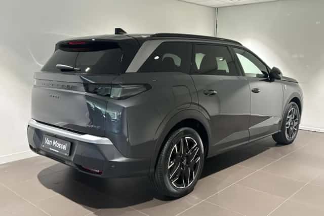 Peugeot 5008 (2025) thumbnail 4