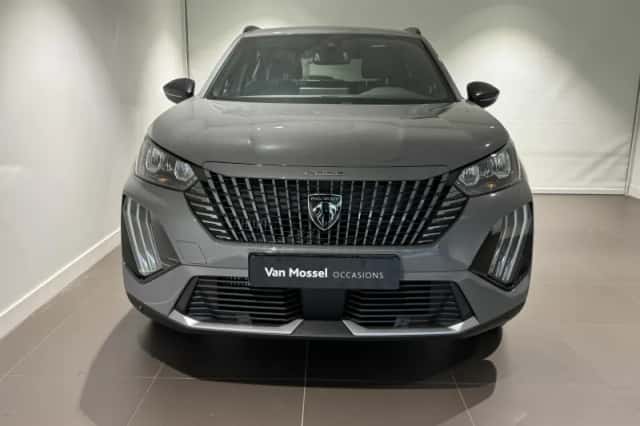 Peugeot 2008 (2024) thumbnail 3