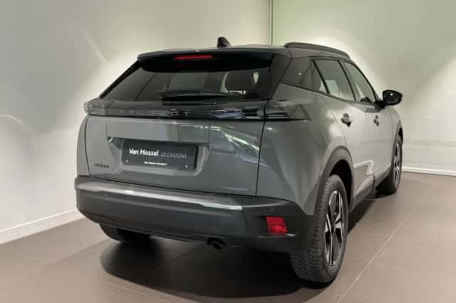 Peugeot 2008 (2024) thumbnail 4