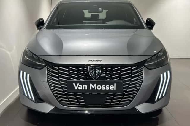 Peugeot 208 (2025) thumbnail 3