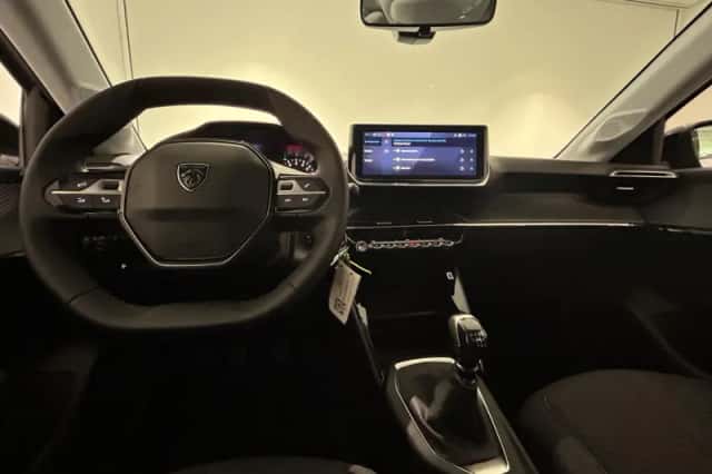 Peugeot 208 (2025) thumbnail 6