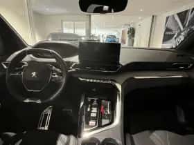 Peugeot 3008 (2023) thumbnail 18