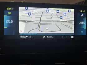 Peugeot 3008 (2023) thumbnail 10