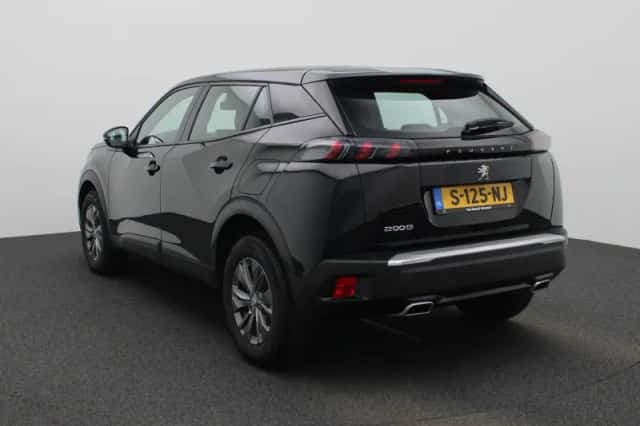 Peugeot 2008 (2023) thumbnail 3