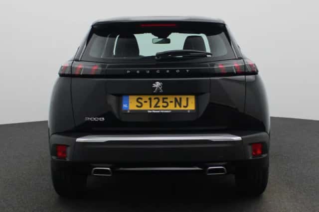 Peugeot 2008 (2023) thumbnail 6
