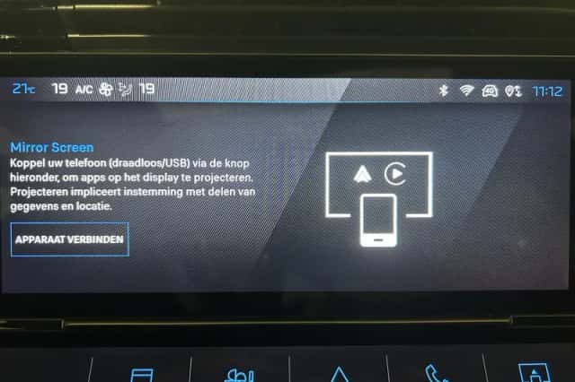 Peugeot 408 (2025) thumbnail 10