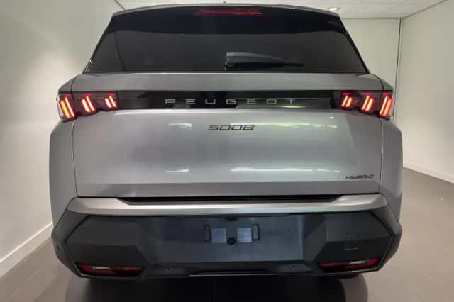 Peugeot 5008 (2025) thumbnail 5