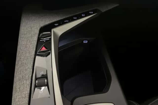 Peugeot 5008 (2025) thumbnail 9