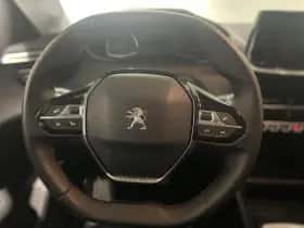 Peugeot 208 (2022) thumbnail 6
