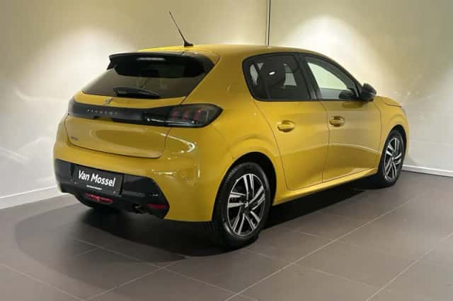Peugeot 208 (2022) thumbnail 4