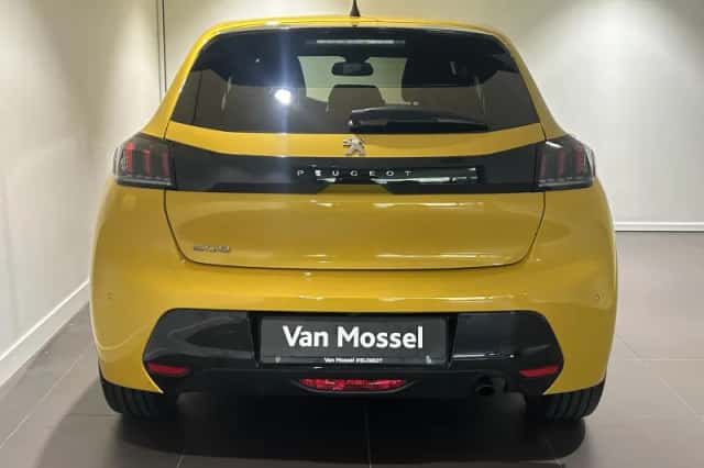 Peugeot 208 (2022) thumbnail 5