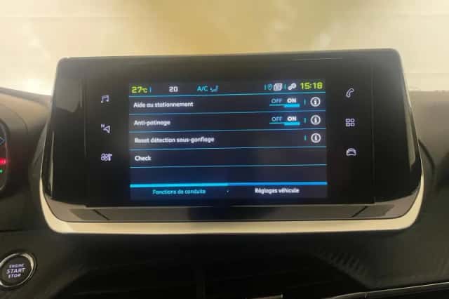 Peugeot e-208 (2023) thumbnail 10
