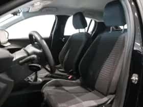 Peugeot 208 (2021) thumbnail 8