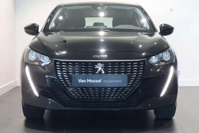 Peugeot 208 (2022) thumbnail 3
