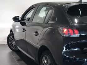 Peugeot 208 (2022) thumbnail 23