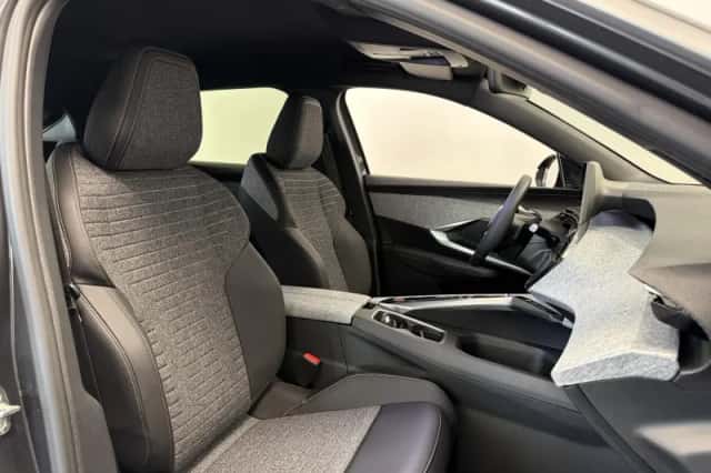 Peugeot 3008 (2025) thumbnail 6