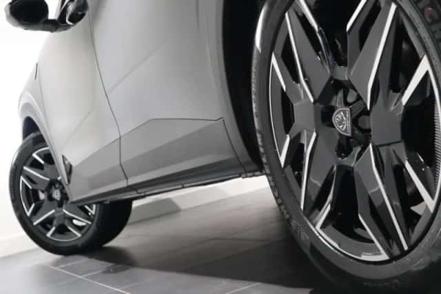 Peugeot 5008 (2025) thumbnail 32