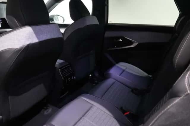 Peugeot 5008 (2025) thumbnail 9