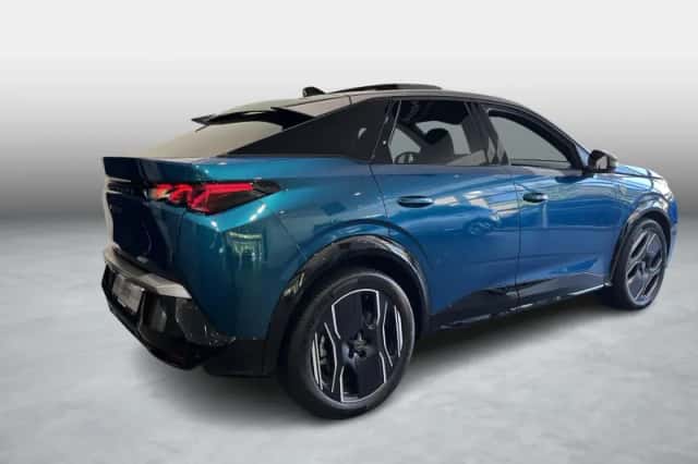 Peugeot e-3008 (2025) thumbnail 5