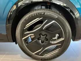 Peugeot e-3008 (2025) thumbnail 9