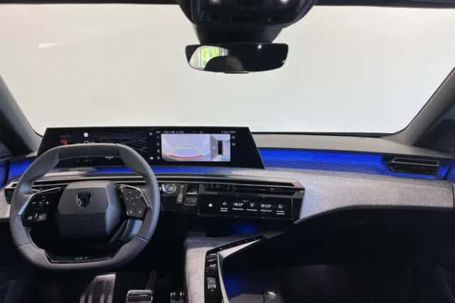 Peugeot e-3008 (2025) thumbnail 10