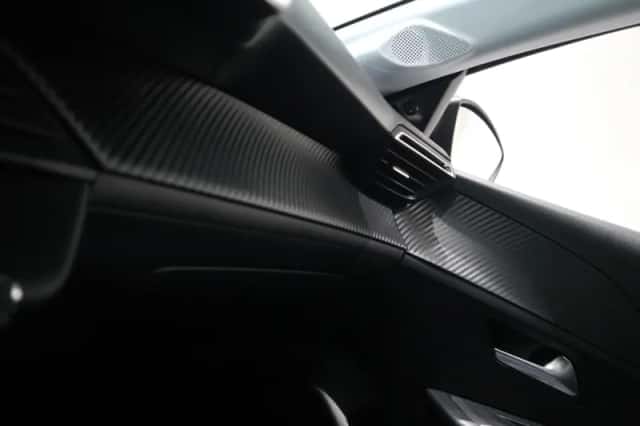 Peugeot 208 (2021) thumbnail 16