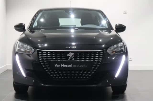 Peugeot 208 (2022) thumbnail 3