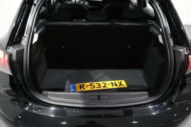 Peugeot 208 (2022) thumbnail 22
