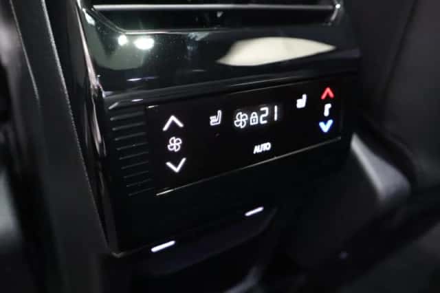 Peugeot E-5008 (2025) thumbnail 13