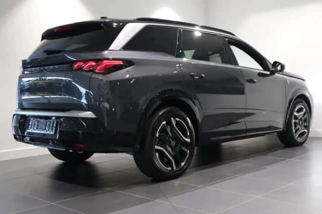Peugeot E-5008 (2025) thumbnail 4