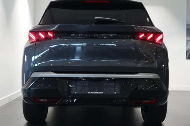Peugeot E-5008 (2025) thumbnail 5