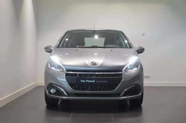 Peugeot 208 (2019) thumbnail 3