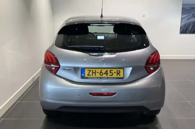 Peugeot 208 (2019) thumbnail 5