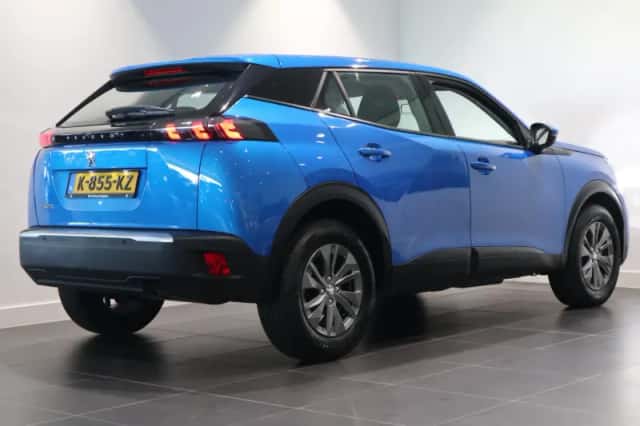 Peugeot 2008 (2021) thumbnail 5