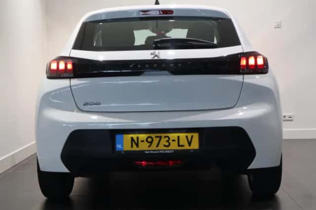 Peugeot 208 (2021) thumbnail 5