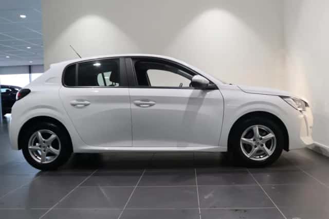 Peugeot 208 (2021) thumbnail 6