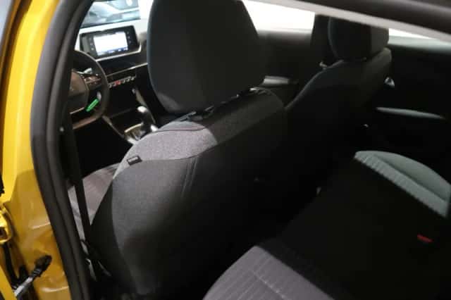 Peugeot 208 (2021) thumbnail 11
