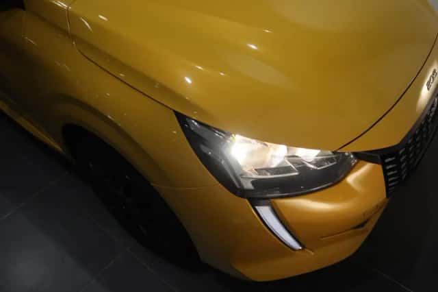 Peugeot 208 (2021) thumbnail 22