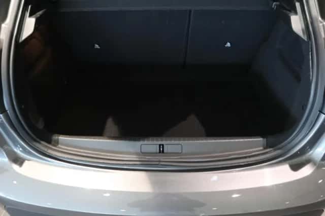 Peugeot 208 (2021) thumbnail 19