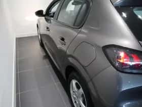 Peugeot 208 (2021) thumbnail 20