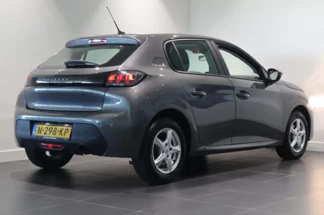 Peugeot 208 (2021) thumbnail 5