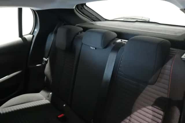Peugeot 208 (2021) thumbnail 10