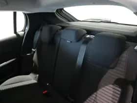 Peugeot 208 (2021) thumbnail 10
