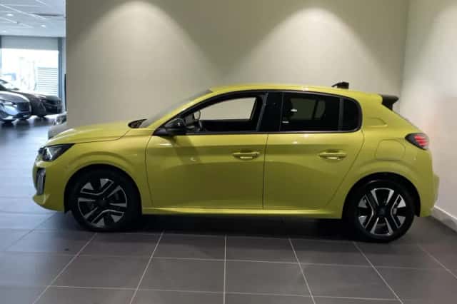Peugeot 208 (2025) thumbnail 4