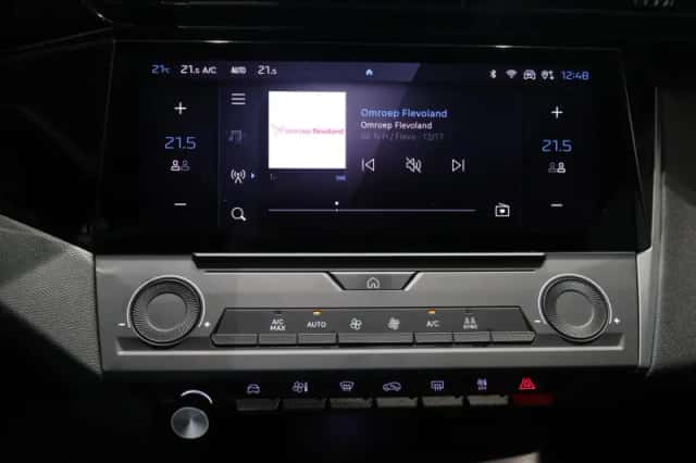 Peugeot 308 (2022) thumbnail 14